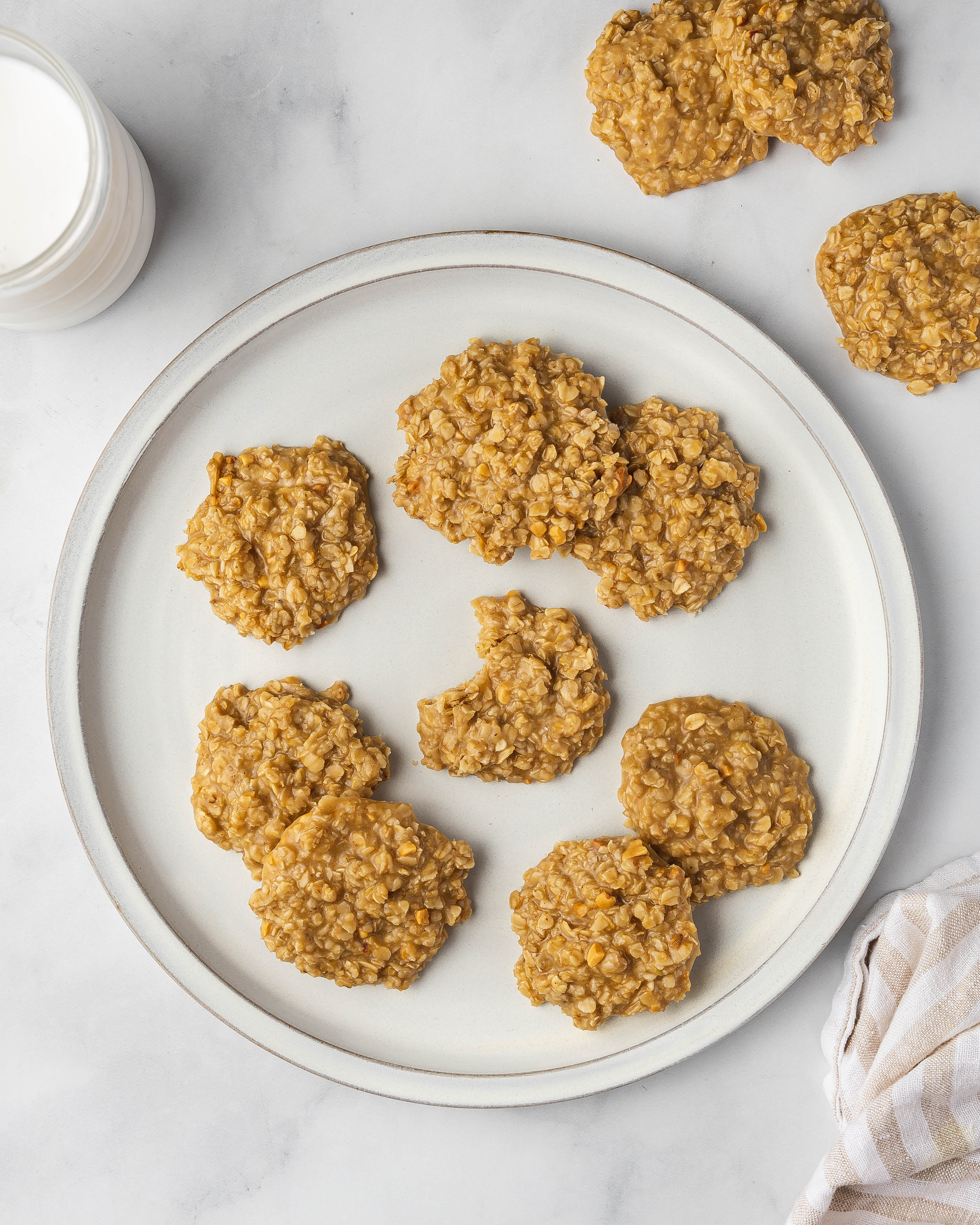 No Bake Oatmeal Cookies with Peanut Butter